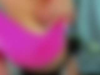 Live cam show with EliseFast - Fingers on Big Tits