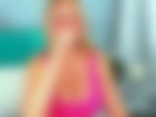 Live cam show with EliseFast - Latex on live18s.com