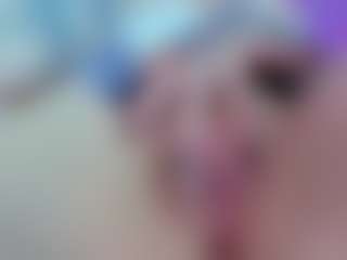 Mari The Perfect Tits's Live Sex Cam Show