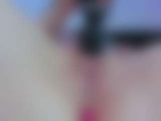 Live cam show with Mari The Perfect Tits - Body Massage on makecum.org