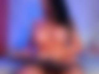 Live cam show with isabelredrose - Squirt on Dolls Live