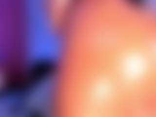 isabelredrose's Live Sex Cam Show
