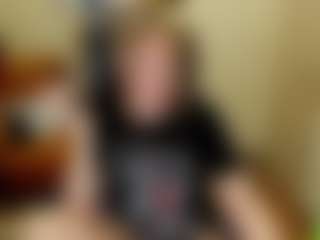 Live cam show with ghostly-temptation - Petite on UwU Esports