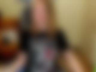 Live cam show with ghostly-temptation - Living Room on 1on1-livenow