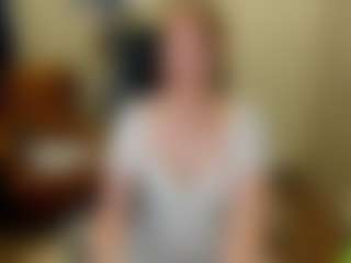 Live cam show with ghostly-temptation - Normal on CamwithHer