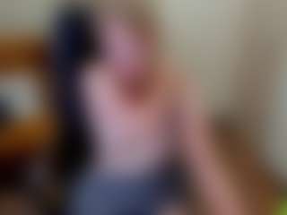 Live cam show with ghostly-temptation - College on xDating
