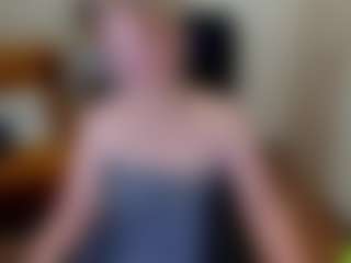 Live cam show with ghostly-temptation - Normal on LiveSexCams6