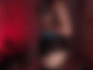 Auroraaa's Live Sex Cam Show