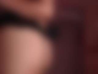 Auroraaa's Live Sex Cam Show