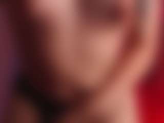 Auroraaa's Live Sex Cam Show