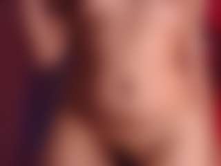 Auroraaa's Live Sex Cam Show
