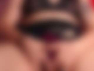Auroraaa's Live Sex Cam Show