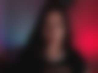 Live cam show with Auroraaa - Fingers on madthumbs