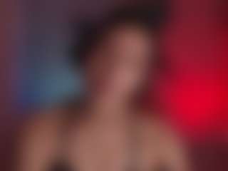 Auroraaa's Live Sex Cam Show
