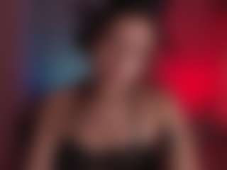 Auroraaa's Live Sex Cam Show