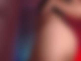 Auroraaa's Live Sex Cam Show