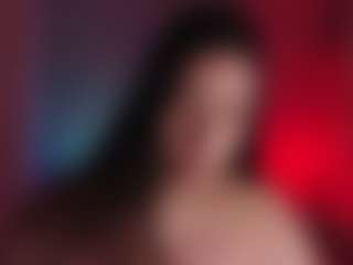 Live-Cam-Show mit Auroraaa - Brown Hair auf Camsoda