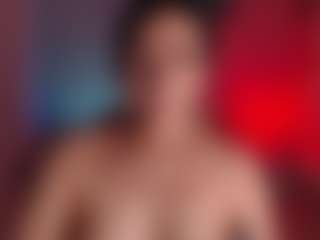 Auroraaa's Live Sex Cam Show