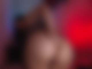 Auroraaa's Live Sex Cam Show