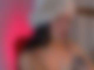 Live cam show with Auroraaa - Cute on Gym Cam Girls