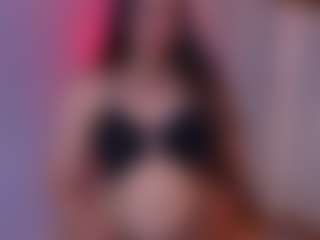 Live cam show with Auroraaa - Bedroom on CamwithHer