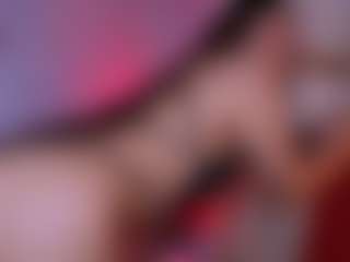 Live cam show with Auroraaa - Cute on Camsoda