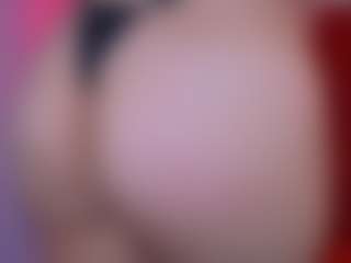 Live cam show with Auroraaa - Brown Hair Toys on dropp.cam