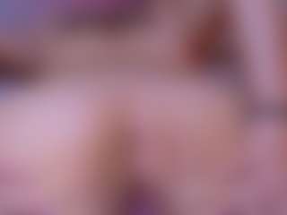 Auroraaa's Live Sex Cam Show