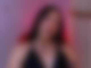 Auroraaa's Live Sex Cam Show