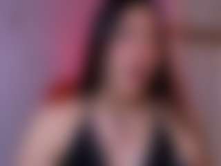 Auroraaa's Live Sex Cam Show