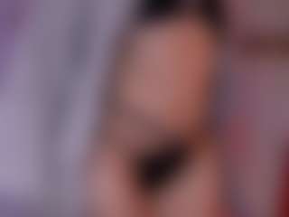 Auroraaa's Live Sex Cam Show