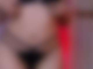 Auroraaa's Live Sex Cam Show