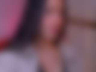 Auroraaa's Live Sex Cam Show