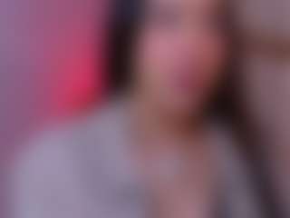 Auroraaa's Live Sex Cam Show