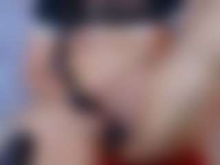 Auroraaa's Live Sex Cam Show