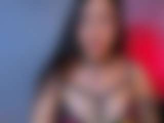 Auroraaa's Live Sex Cam Show