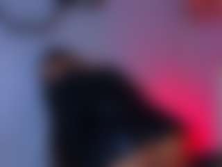 Auroraaa's Live Sex Cam Show