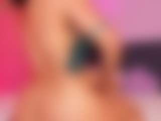 Dani-Moore's Live Sex Cam Show