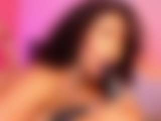 Live cam show with Dani-Moore - Anal on livesuperchat.net