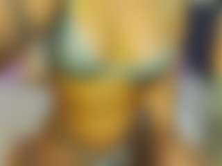 Live cam show with Dani-Moore - Blowjob on CamwithHer