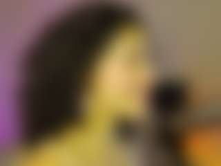 Live cam show with Dani-Moore - HD on Dare Cams