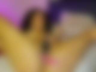 Dani-Moore's Live Sex Cam Show