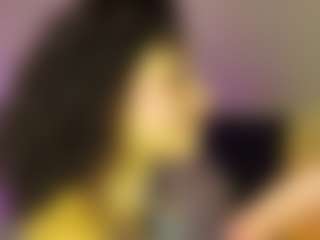 Live cam show with Dani-Moore - Solo on Dolls Live