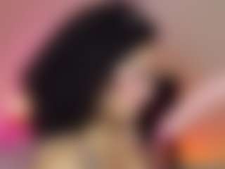 Dani-Moore's Live Sex Cam Show
