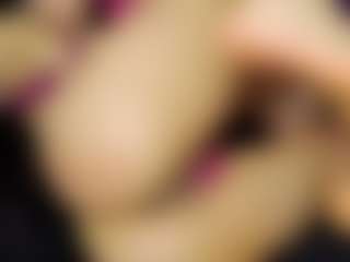 Dani-Moore's Live Sex Cam Show