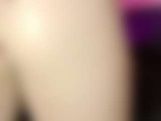 Dani-Moore's Live Sex Cam Show