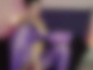 Live cam show with Dani-Moore - Big Ass on chickslive.net