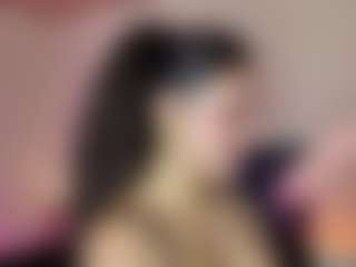 Live cam show with Dani-Moore - Big Tits on LiveSexCams6