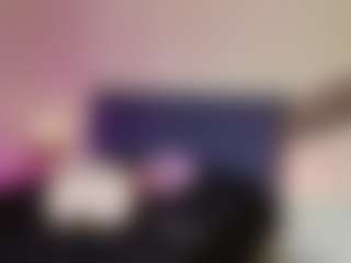 Live cam show with Dani-Moore - Tease Latina on Camming Site | colombia