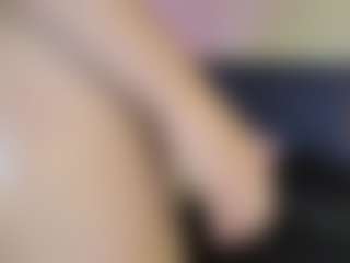 Dani-Moore's Live Sex Cam Show